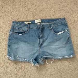 Universal Thread High Rise Midi Shorts, Size 16